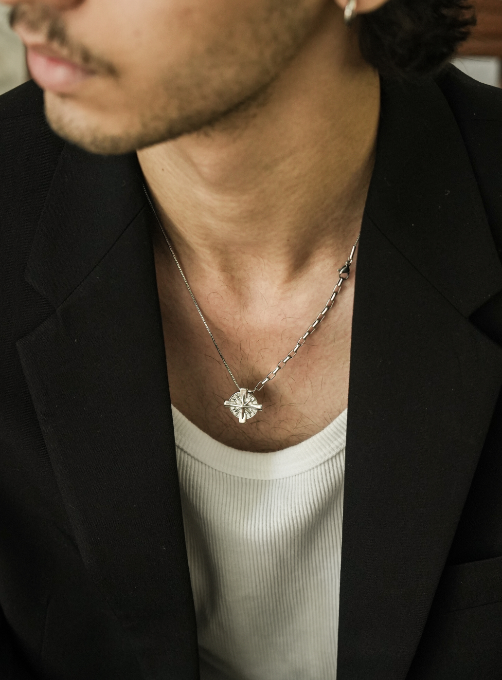Compass Pendant with chain(Silver)