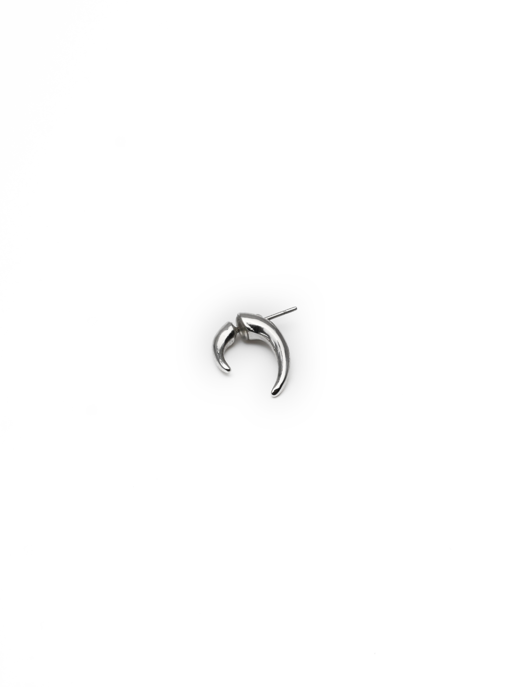 Claw earring
