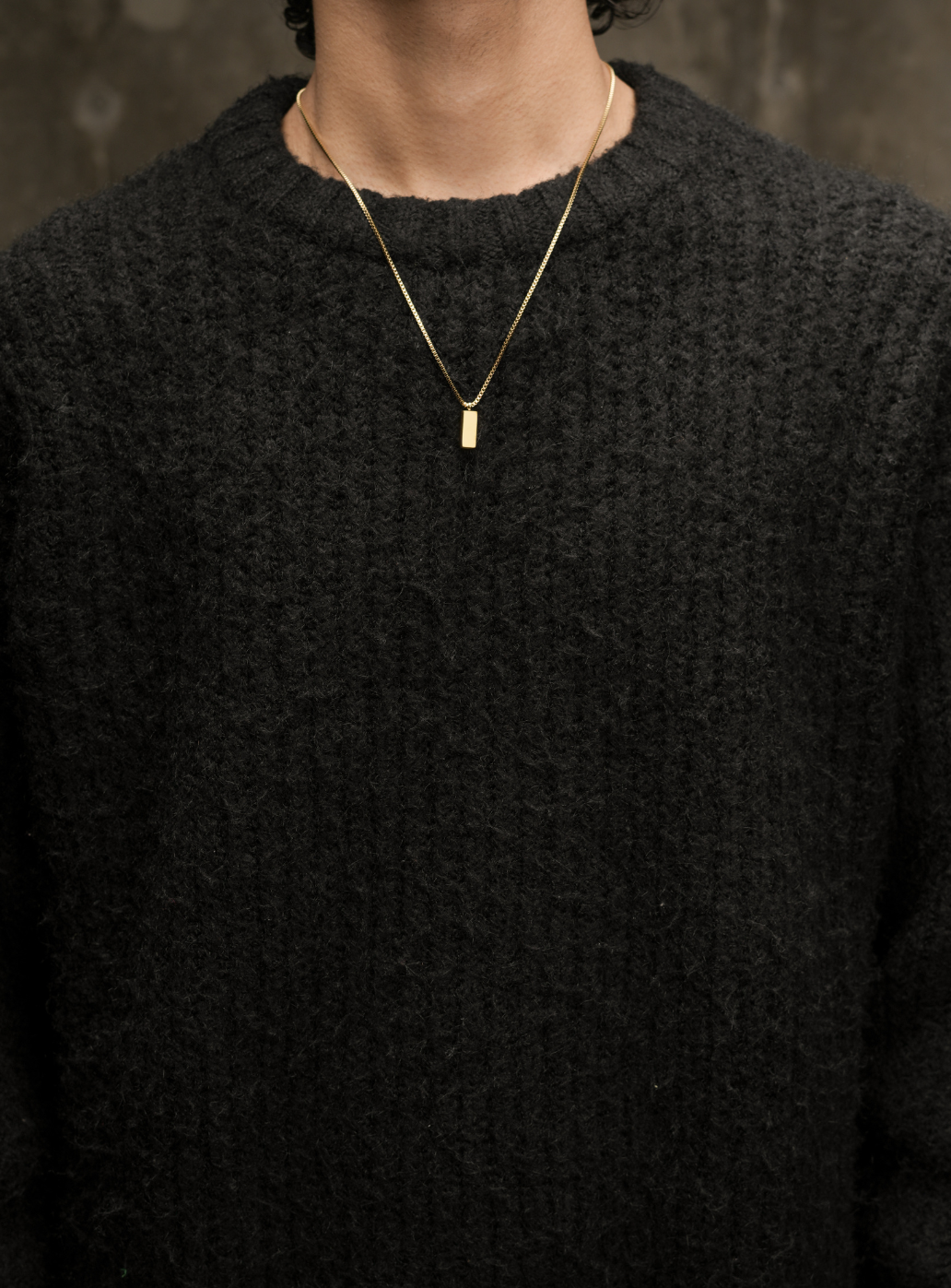 Golden Signet Pendant with Chain