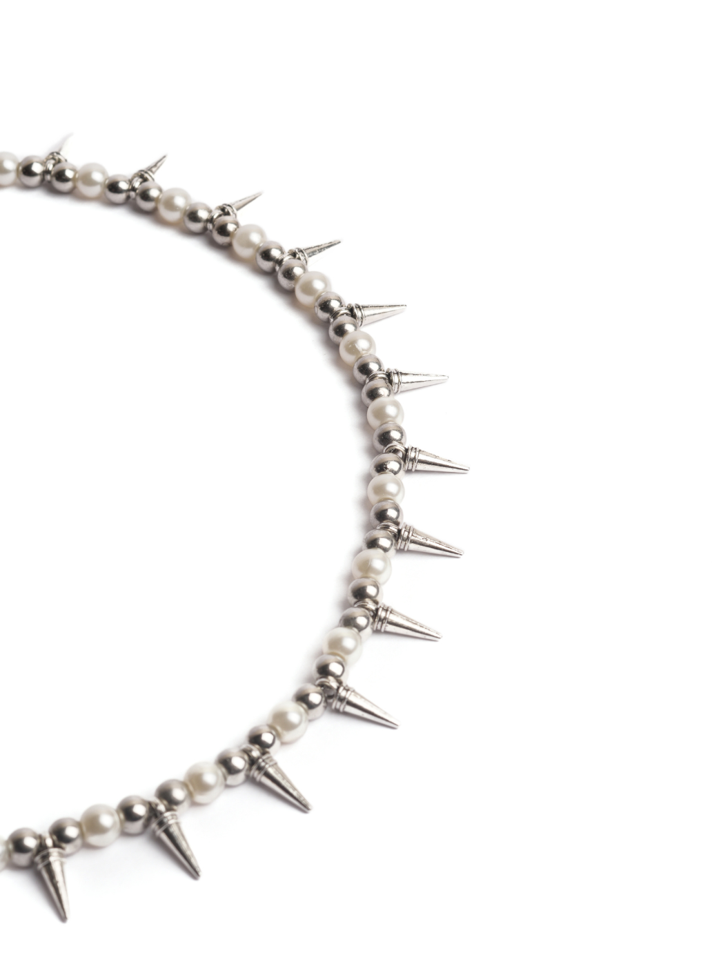 Spike Pearl Metalic Necklace