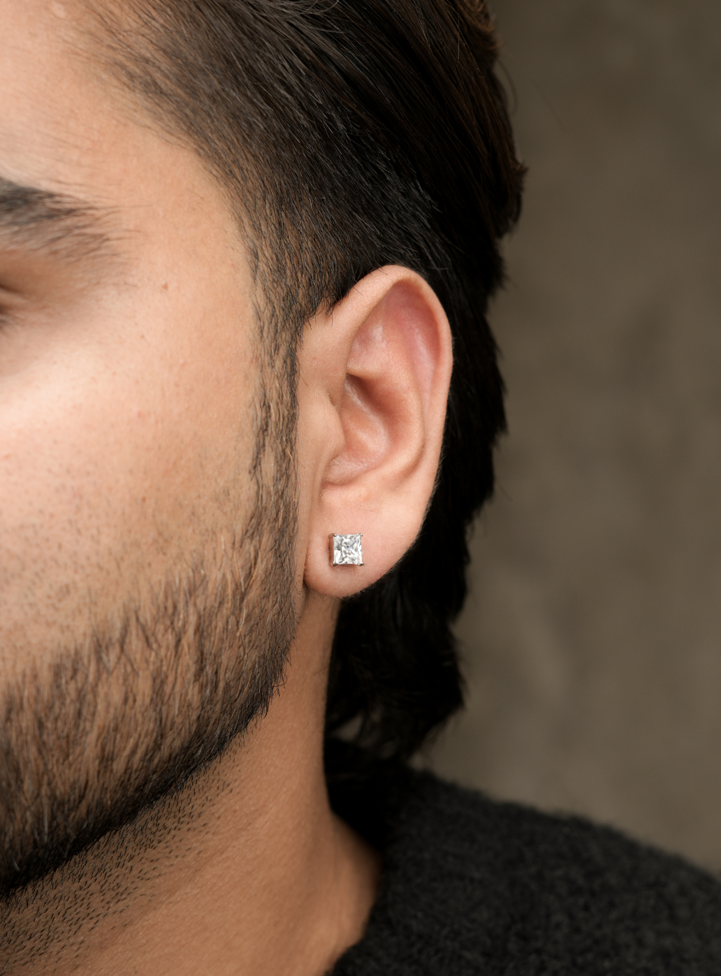 White Stone Earring (Pierced)