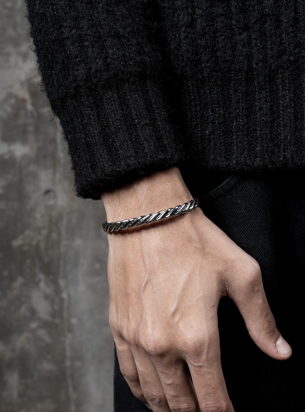 Knotted Cuff