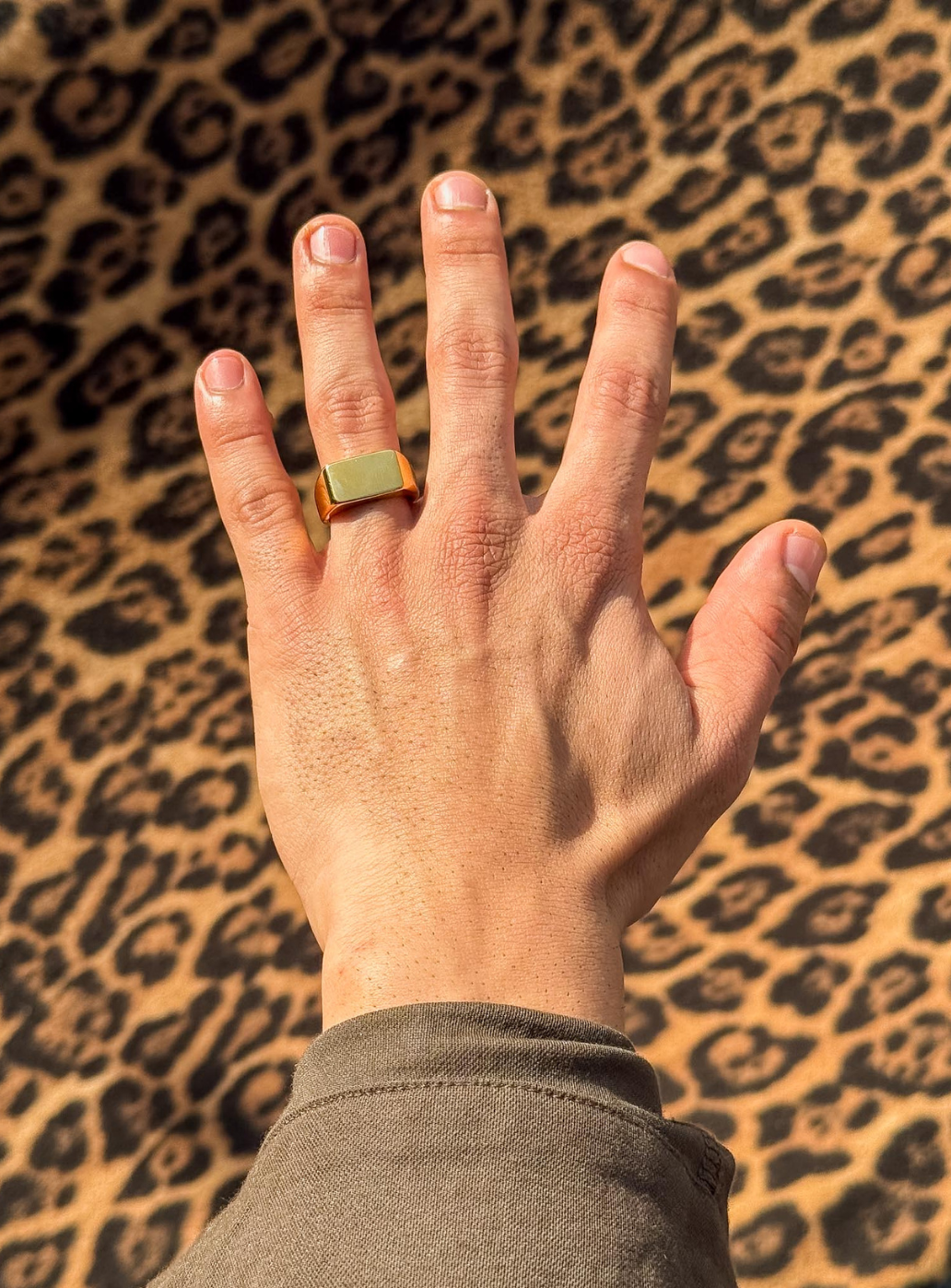 Golden Square Signet