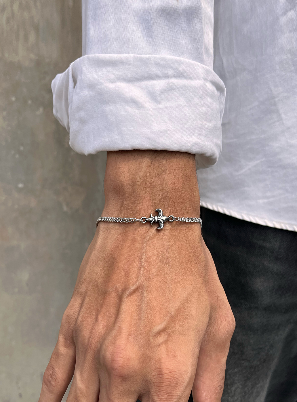 Silver-tone Fleur De Lis chain bracelet, view 3