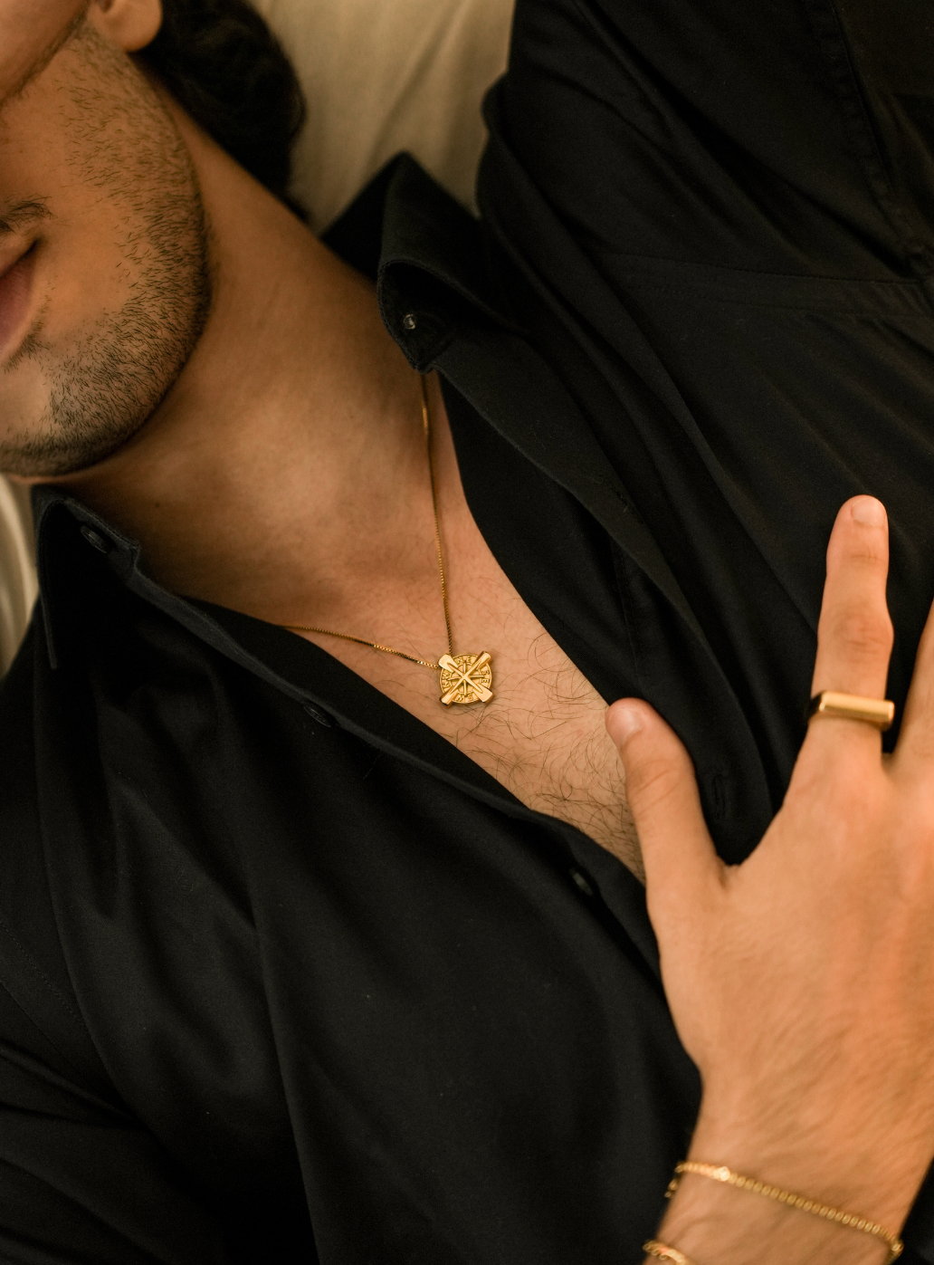 Compass Pendant with Chain (Golden)