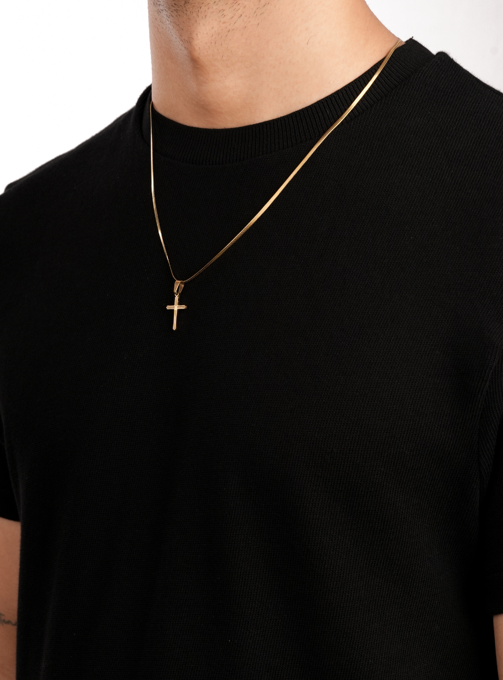 Holly Cross Pendant with Chain (Golden)