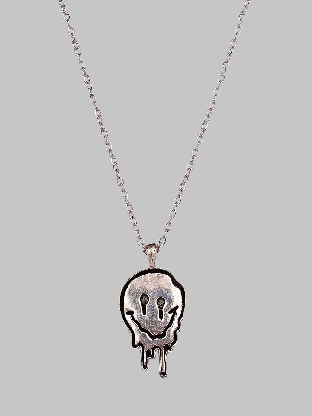 Simley With Chain Pendants
