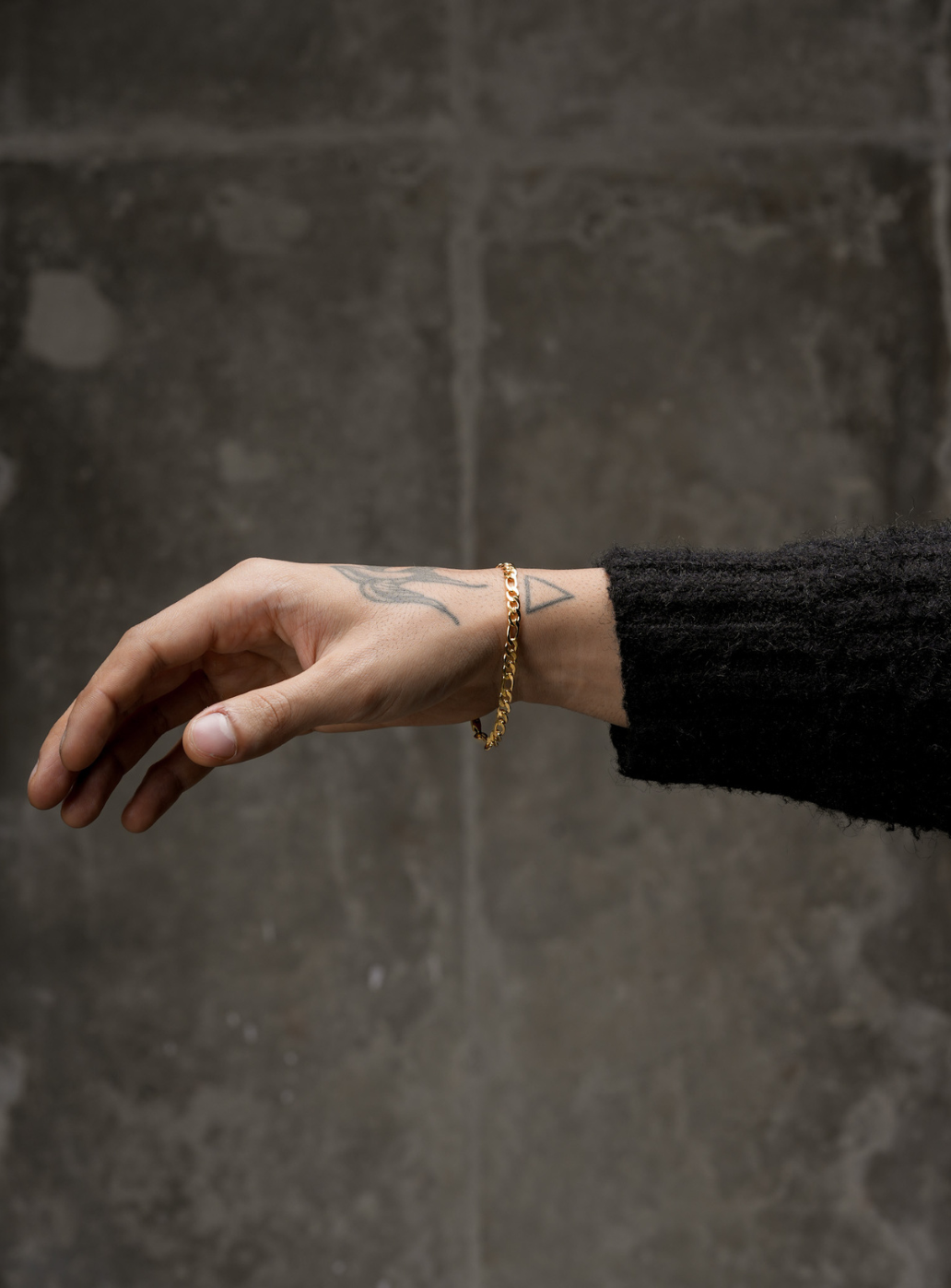 Figaro Bracelet  Golden (RAKHI SPECIAL)